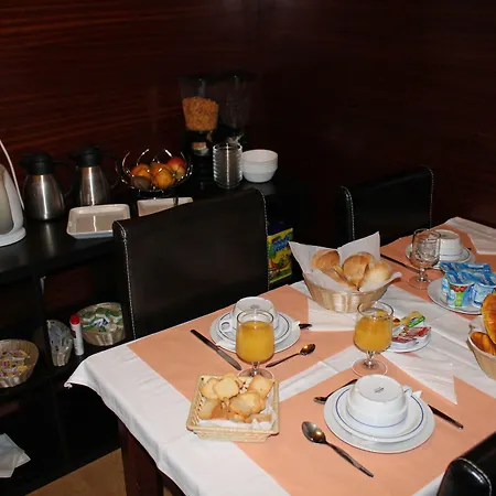 산타 클라라 게스트하우스 포르투